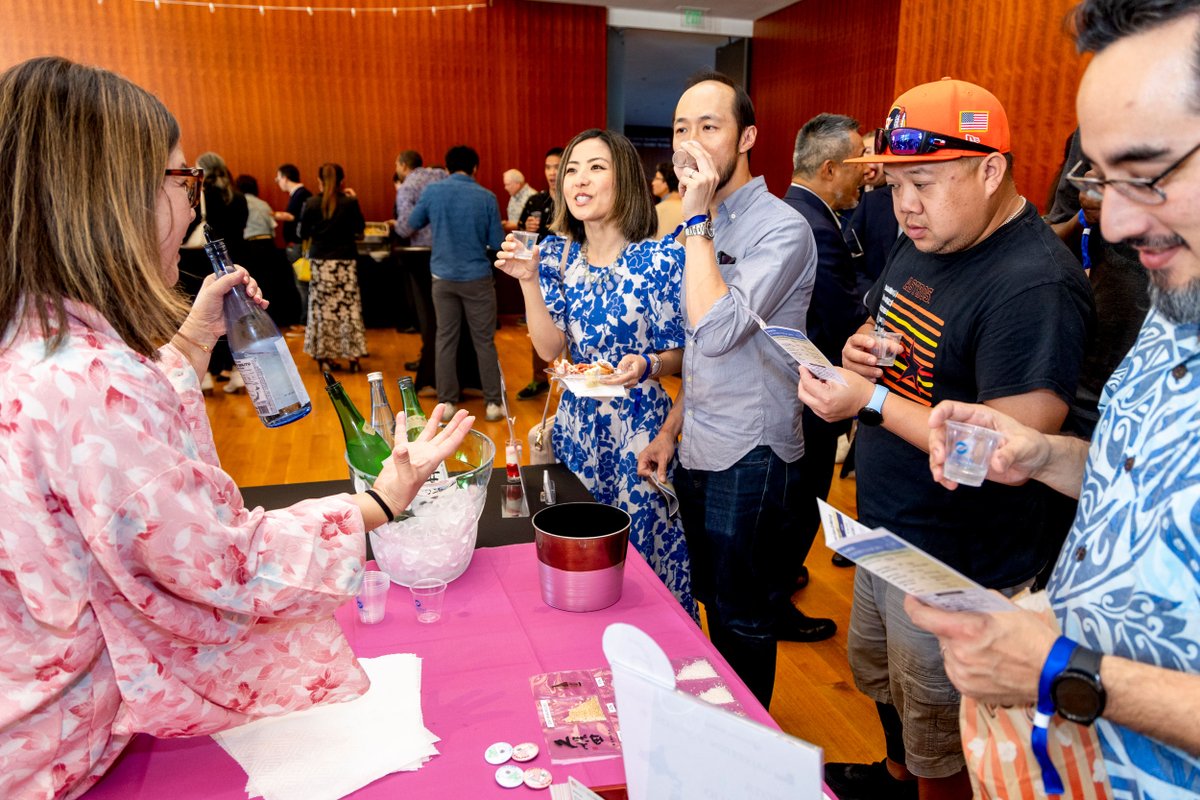 Crafted through a meticulous brewing process, saké comes in many different varieties. Learn about the diverse world of saké and sample a dozen unique varieties as industry experts share brewing techniques at our tasting tour on June 6! » asiasociety.org/texas/events/k…