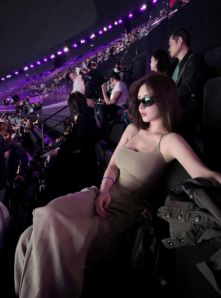 Annie (@sylvieb2002) on Twitter photo 