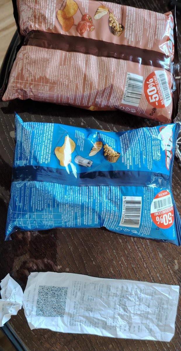 UBKEFEKTIVA's tweet photo. U Gomexu čipsevi pred istek roka, na sniženju 50%‼️ Kupljeni juče.

Ali, kada se skloni nalepnica, čipsevima istekao rok u martu i aprilu‼️

Potrovaće nas trgovci, šta sve rade... https://t.co/vrez7CMmsO
