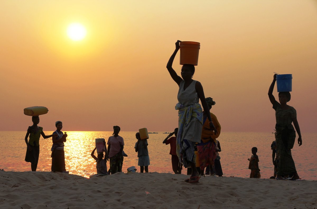 Tom Fletcher (@unreliefchief) on Twitter photo Le choléra se propage et affecte déjà des milliers de personnes en #RDCongo. <a href="/UNCERF/">CERF - The UN's emergency fund</a> a réagi rapidement en débloquant les fonds nécessaires pour prévenir une crise incontrôlable. Le choléra se propage et affecte déjà des milliers de personnes en #RDCongo. <a href="/UNCERF/">CERF - The UN's emergency fund</a> a réagi rapidement en débloquant les fonds nécessaires pour prévenir une crise incontrôlable.