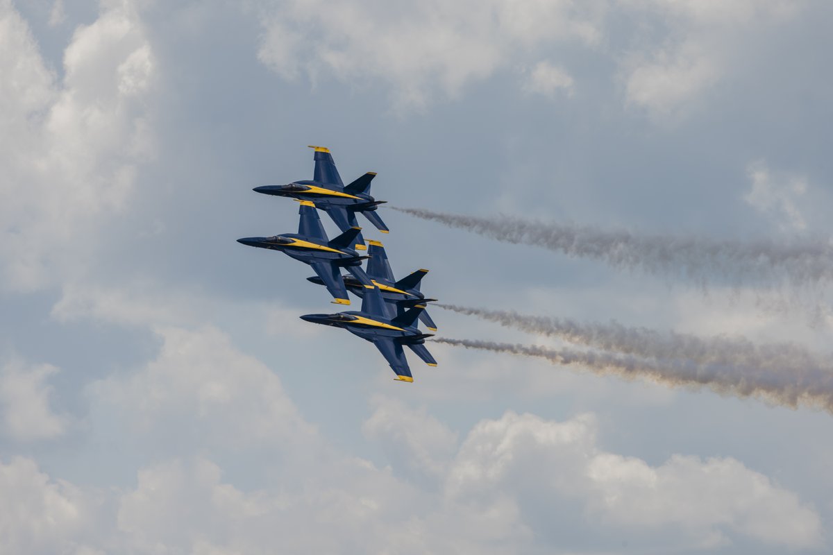 Air Dot Show Tour tweet media