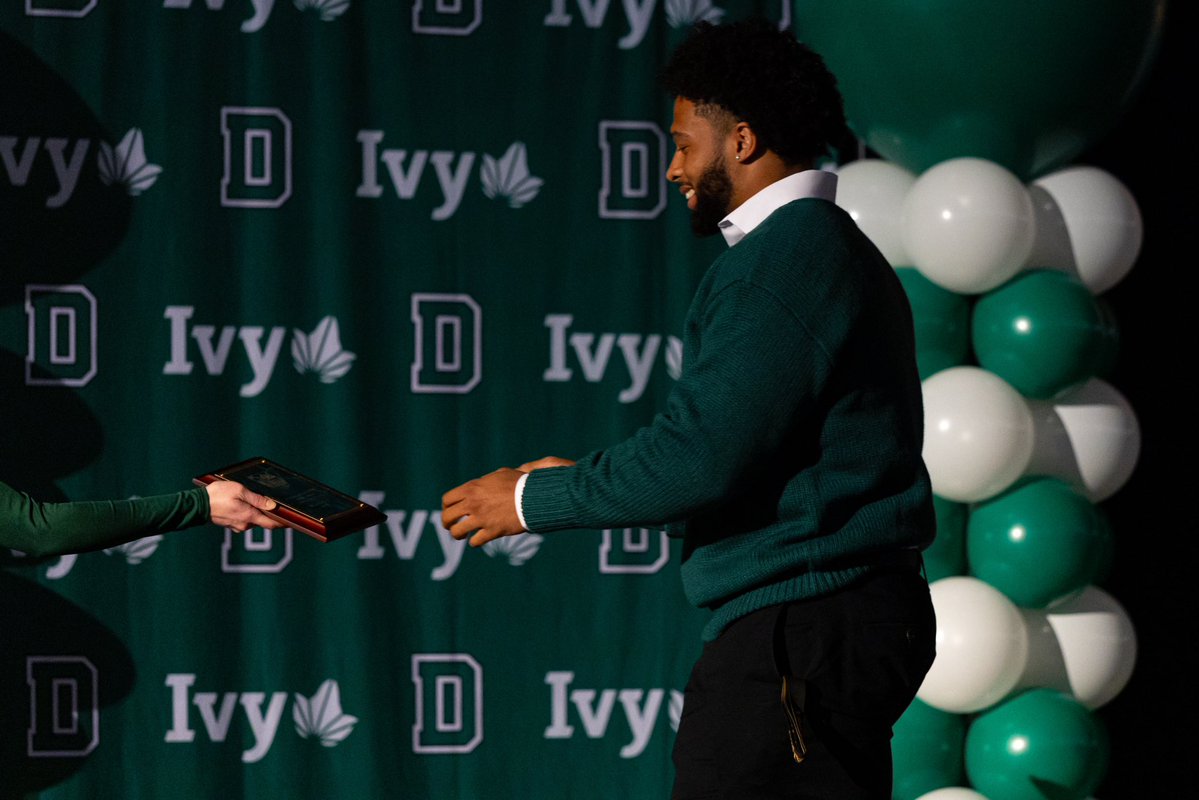 Dartmouth Football (@dartmouthftbl) on Twitter photo Micah Green (<a href="/mgreeneryyy/">Micah Green</a>) accepting the Class of 1950 award last night at the Celebration of Excellence.🌲
#TheWoods #GoBigGreen Micah Green (<a href="/mgreeneryyy/">Micah Green</a>) accepting the Class of 1950 award last night at the Celebration of Excellence.🌲
#TheWoods #GoBigGreen