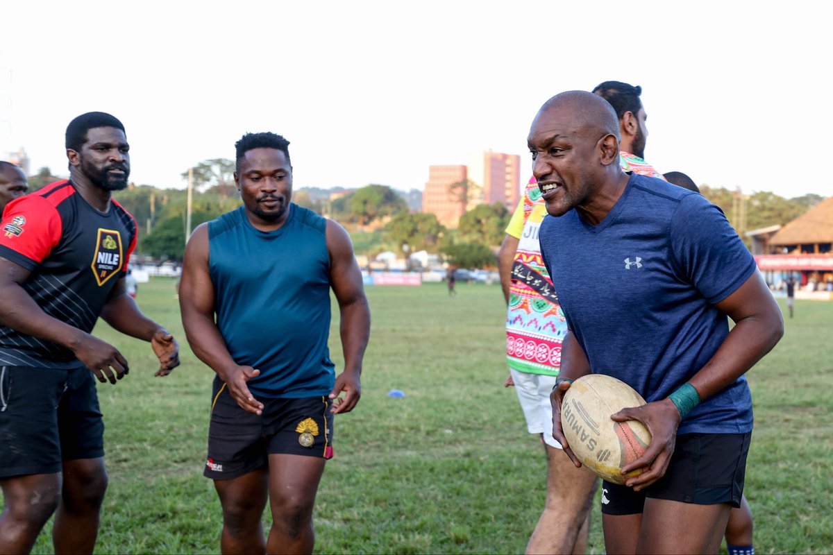 RugbyUGLegends's tweet photo. 📸 Some of the best photo moments from our training today @Kyadondo_Rugby

@BritamUganda @PepsiUganda @NBLUganda 

🎟️ Grab your match day ticket here 👇🏾https://t.co/rULDuNkNZ9… 

#LegendsCup2025
Photo Courtesy: @HWamwayi https://t.co/N7kgu9eSWH
