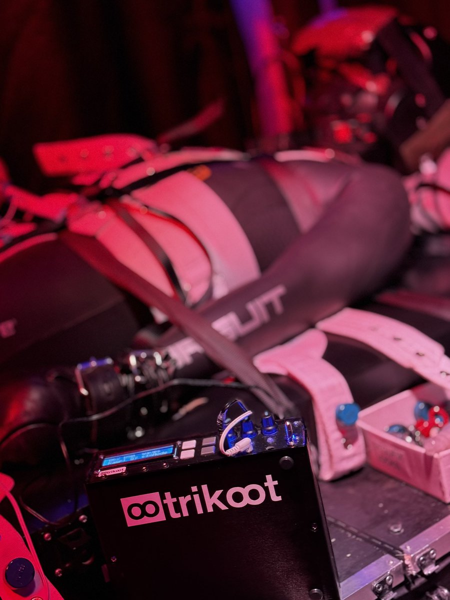 LSF … ’Hi I’m Sam’ 🔜 Europe & Asia tweet media