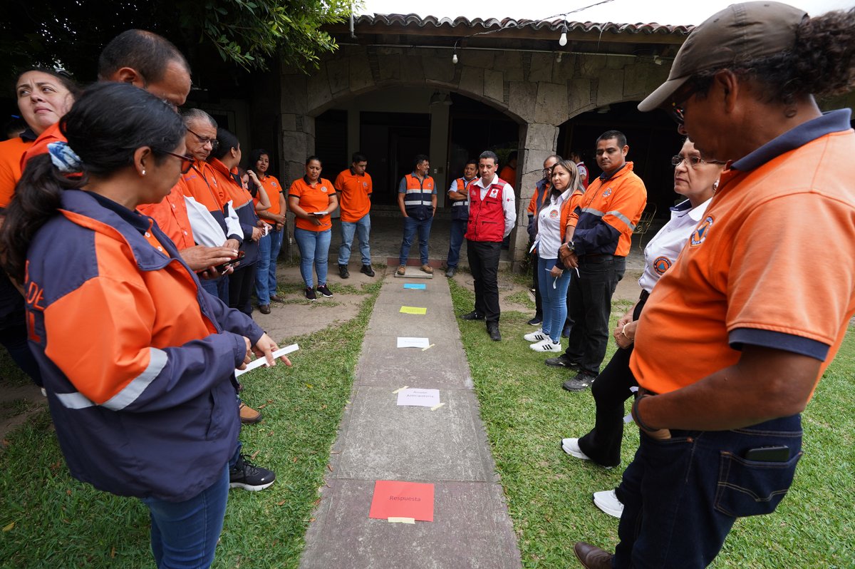 🌧️🫨Cruz Roja Salvadoreña participó en el taller “Acciones Anticipatorias dirigido a comunicadores” que organizó la Dirección General de Protección Civil a través del proyecto Acciones Anticipatorias que financia la Cruz Roja Alemana en asocio con FAO.

La Acción Anticipatoria se