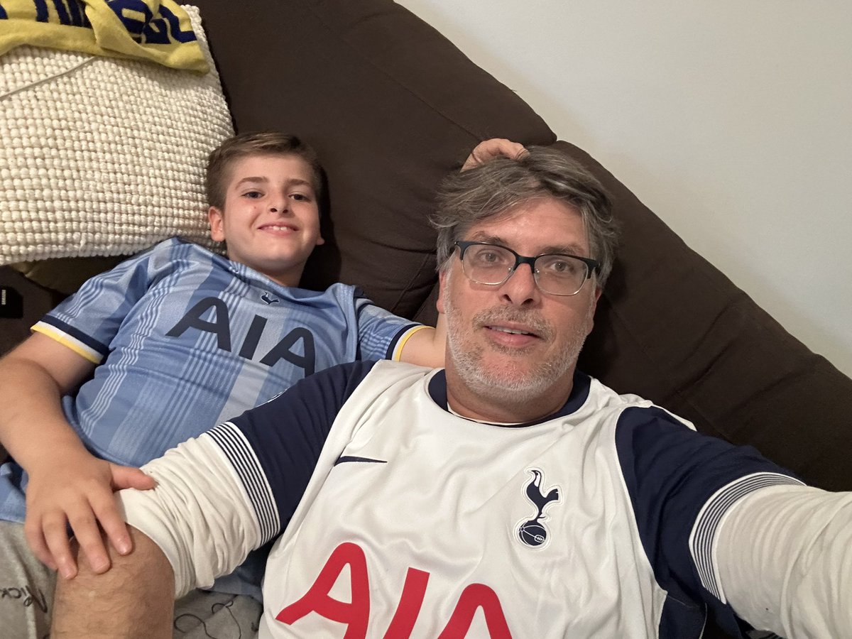 biglevinsky's tweet image. Come On You Spurs 🤍🪬🙌