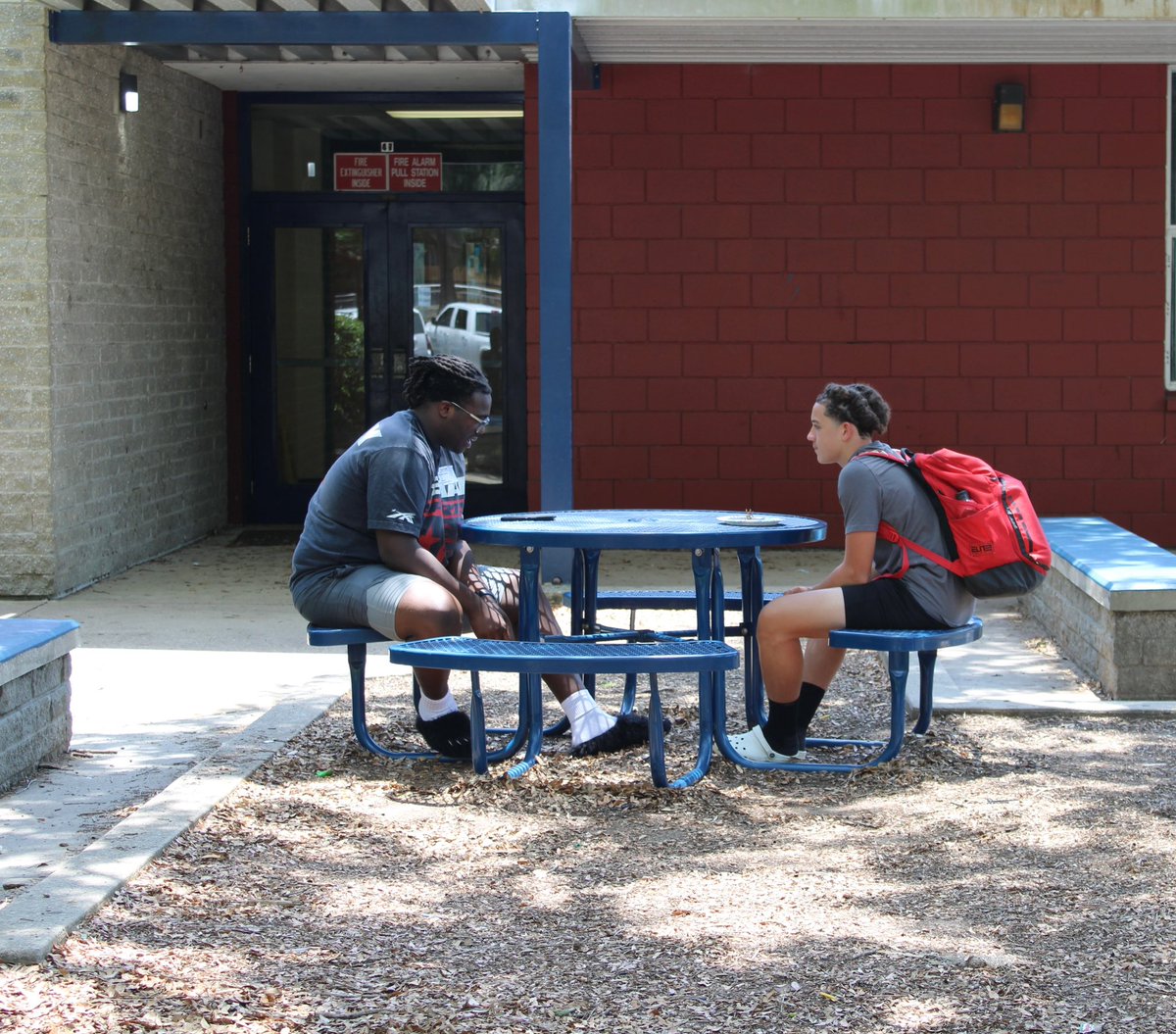 Knijeah Harris⁷⁷ (@knijeah) on Twitter photo I had the chance to talk with the Fort Clarke MS student-athletes about real choices and real consequences. Bad choices won't just slow you down, they can stop your progress completely. <a href="/Fl_Victorious/">Florida Victorious</a> #FVFoundation I had the chance to talk with the Fort Clarke MS student-athletes about real choices and real consequences. Bad choices won't just slow you down, they can stop your progress completely. <a href="/Fl_Victorious/">Florida Victorious</a> #FVFoundation