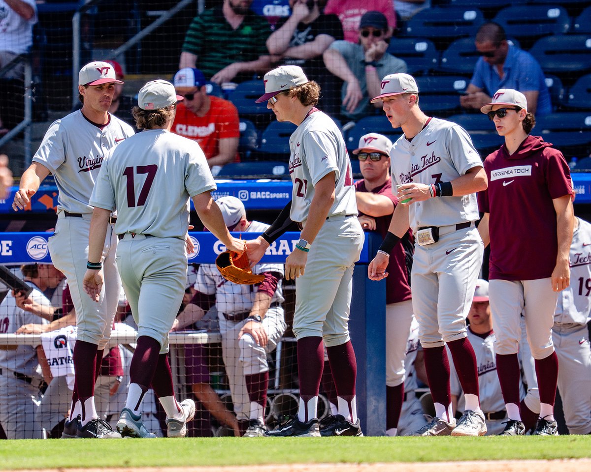 Virginia Tech Baseball (@hokiesbaseball) on Twitter photo ๐๐๐๐ ๐ช๐ฅ โฌ๏ธ
<a href="/BrettRenfrow/">Brett Renfrow</a> exits having tied his career high for strikeouts (๐๐)
#Hokies ๐ฆโพ๏ธ ๐๐๐๐ ๐ช๐ฅ โฌ๏ธ
<a href="/BrettRenfrow/">Brett Renfrow</a> exits having tied his career high for strikeouts (๐๐)
#Hokies ๐ฆโพ๏ธ