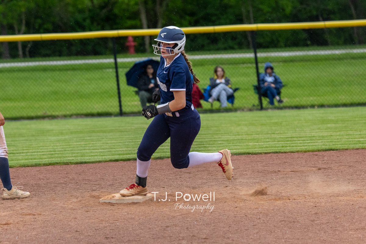 Full set of photos from the Twinsburg High School vs Solon Softball Game from last night are now online.  This was an OHSAA Tournament Game.  Twinsburg won and advances to the next round.

tjpowellphotography.com/Sports/High-Sc…

Free to download and share for non-commercial/personal use only.