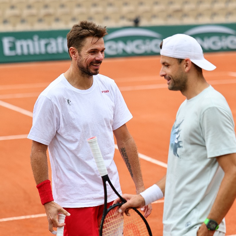rolandgarros's tweet photo. The skies were foreboding on Wednesday in Paris but that didn’t keep the stars from shining on the practice courts ↘️

#RolandGarros