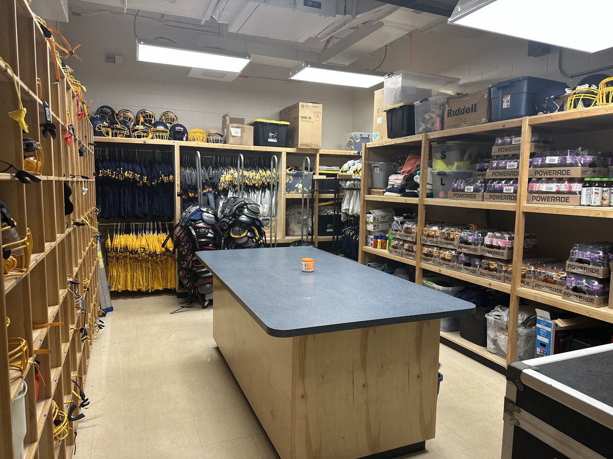 Carl White tweet media