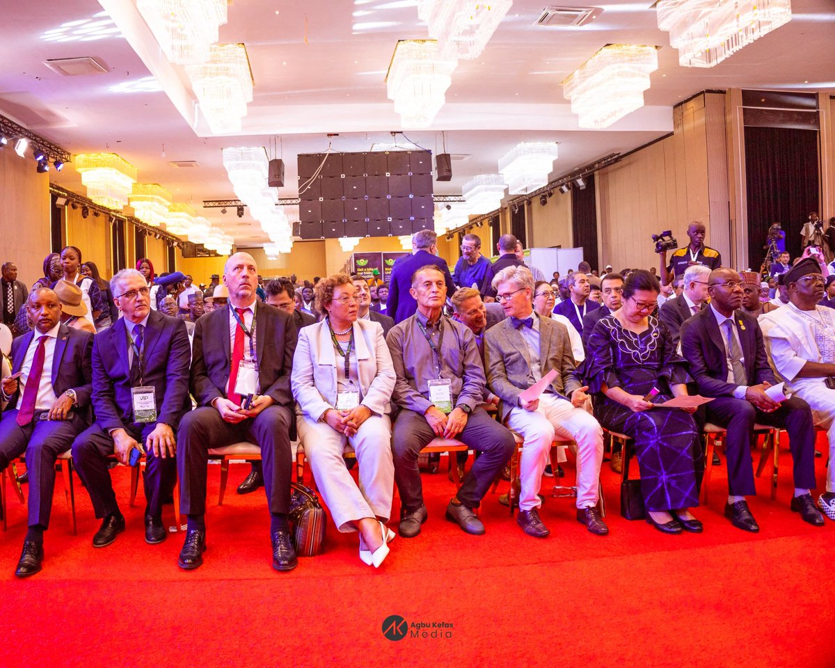 Agbu Kefas ⏩ (@govagbukefas) on Twitter photo Today, Taraba state played host to an extraordinary convergence of VIPs, Business Moguls and Investors at the inaugural Taraba International Investment Summit - #Taravest 2025.
The summit was declared open by President <a href="/officialABAT/">Bola Ahmed Tinubu</a> , who was represented by Vice President Today, Taraba state played host to an extraordinary convergence of VIPs, Business Moguls and Investors at the inaugural Taraba International Investment Summit - #Taravest 2025.
The summit was declared open by President <a href="/officialABAT/">Bola Ahmed Tinubu</a> , who was represented by Vice President