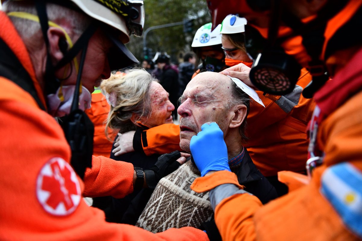 Solanopo's tweet image. ¿Cuántos miércoles más vamos a aguantar esto?