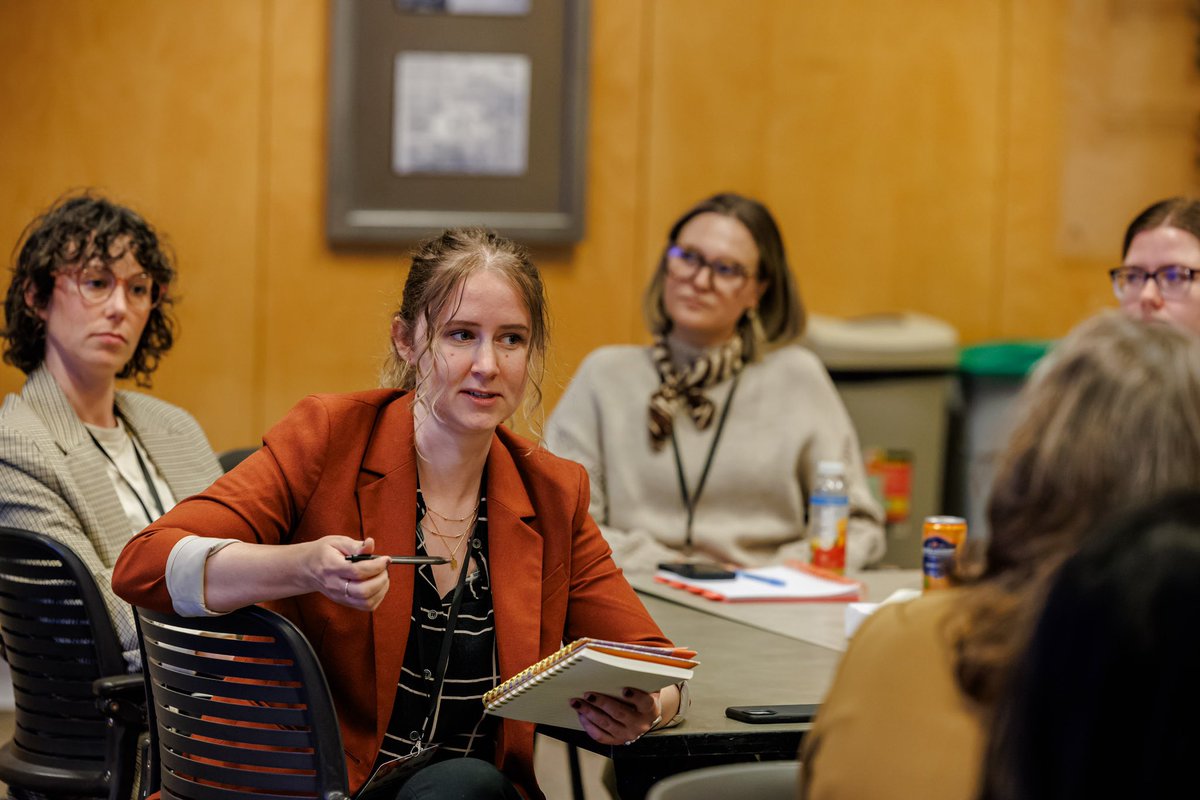 Democratic Engagement Exchange tweet media