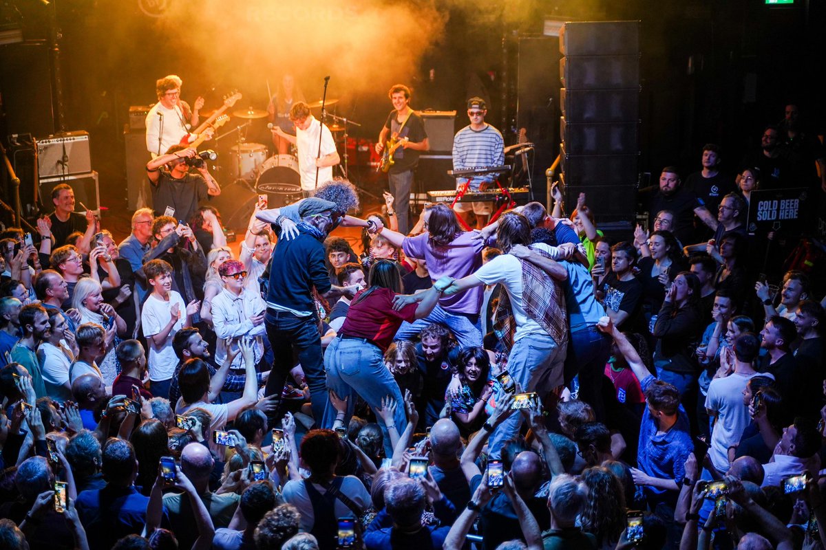 Sports Team in typical Sports Team fashion. an excellent return just ahead of the release of Boys These Days 
📷: <a href="/BobbyVMedia/">Bobby</a>