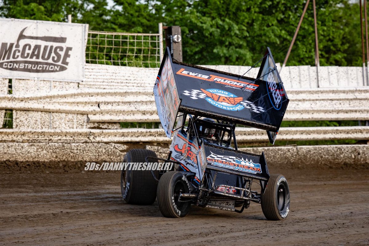 Deadlocked at the Top.
Joe B Miller and Ayrton Gennetten enter the weekend tied in points with the POWRi Honest Abe Roofing 410 Outlaw Sprints. Two drivers. One lead. The battle for the top spot is on.
