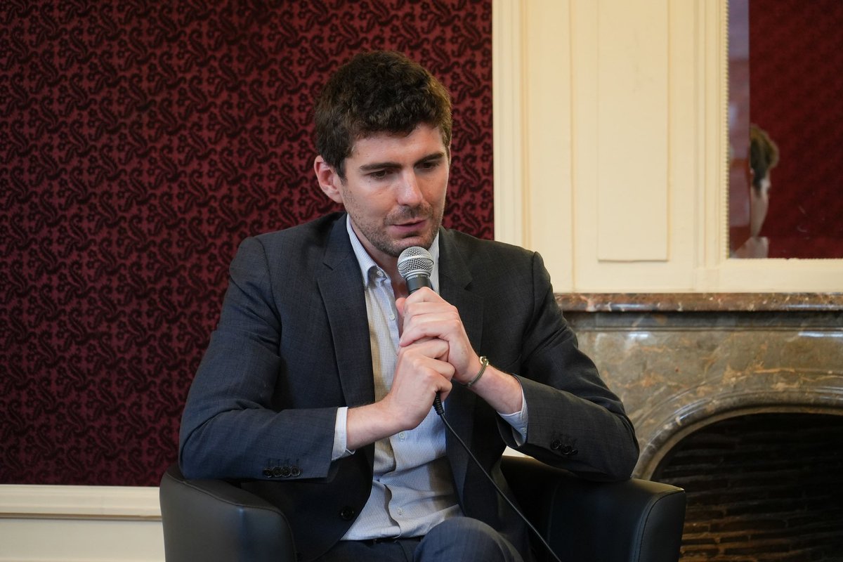 Grand plaisir d’avoir reçu <a href="/clement_tonon/">Clément Tonon</a> à <a href="/VilleSaintMaur/">Ville de Saint-Maur</a> pour parler de son essai «Gouverner l’avenir» chez <a href="/Ed_Tallandier/">Éditions Tallandier</a>.
Un échange passionnant sur le climat, la planification démocratique, la puissance française…: de la nécessité de renouer avec le temps long en politique