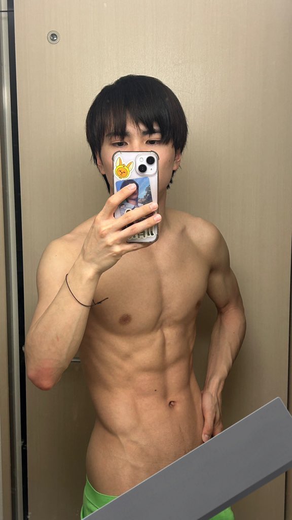 youtube.com/@menmodels?si=… #fitness