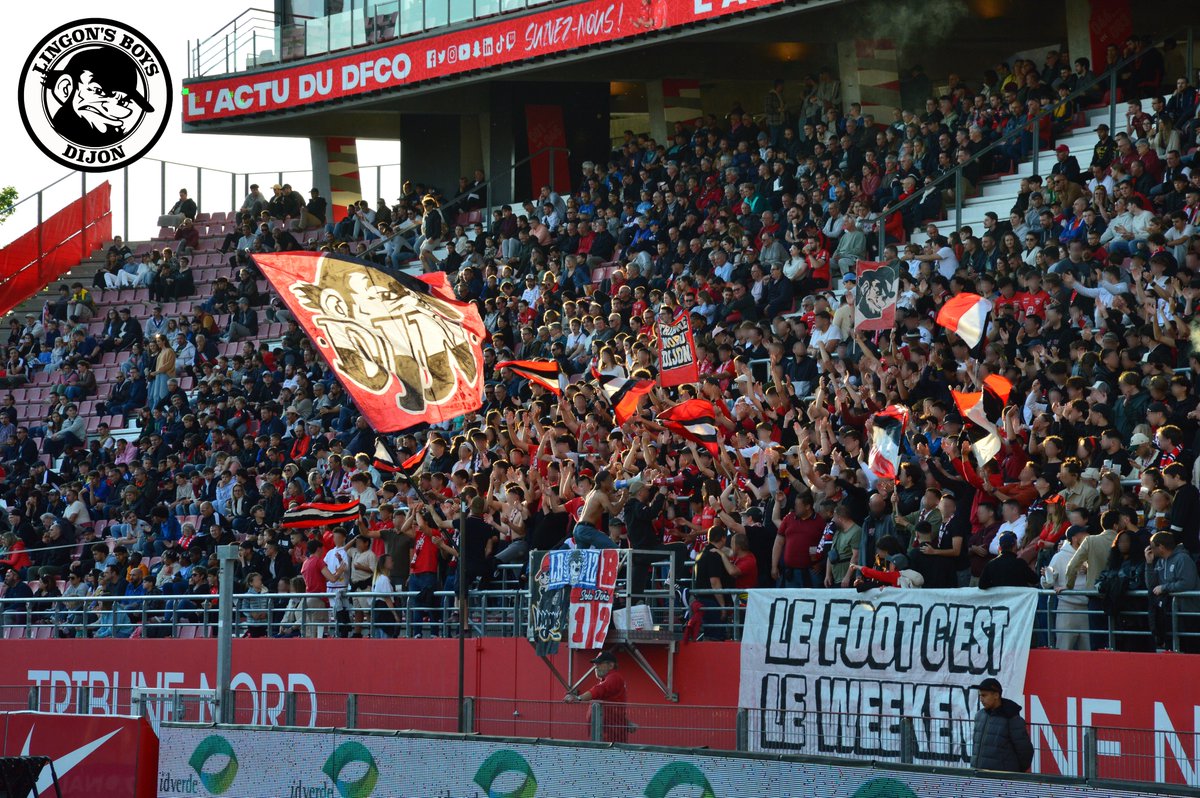 lingons_boys's tweet photo. Dijon FCO 0-3 US Boulogne
vendredi 9 mai 2025
33ème journée de National

Bloc plein pour cette dernière de la saison à domicile. Très bonne ambiance durant la première partie du match avant qu'elle ne diminue un petit peu pendant que notre équipe prenait l'eau sur le terrain... https://t.co/BvwQEwJIdJ
