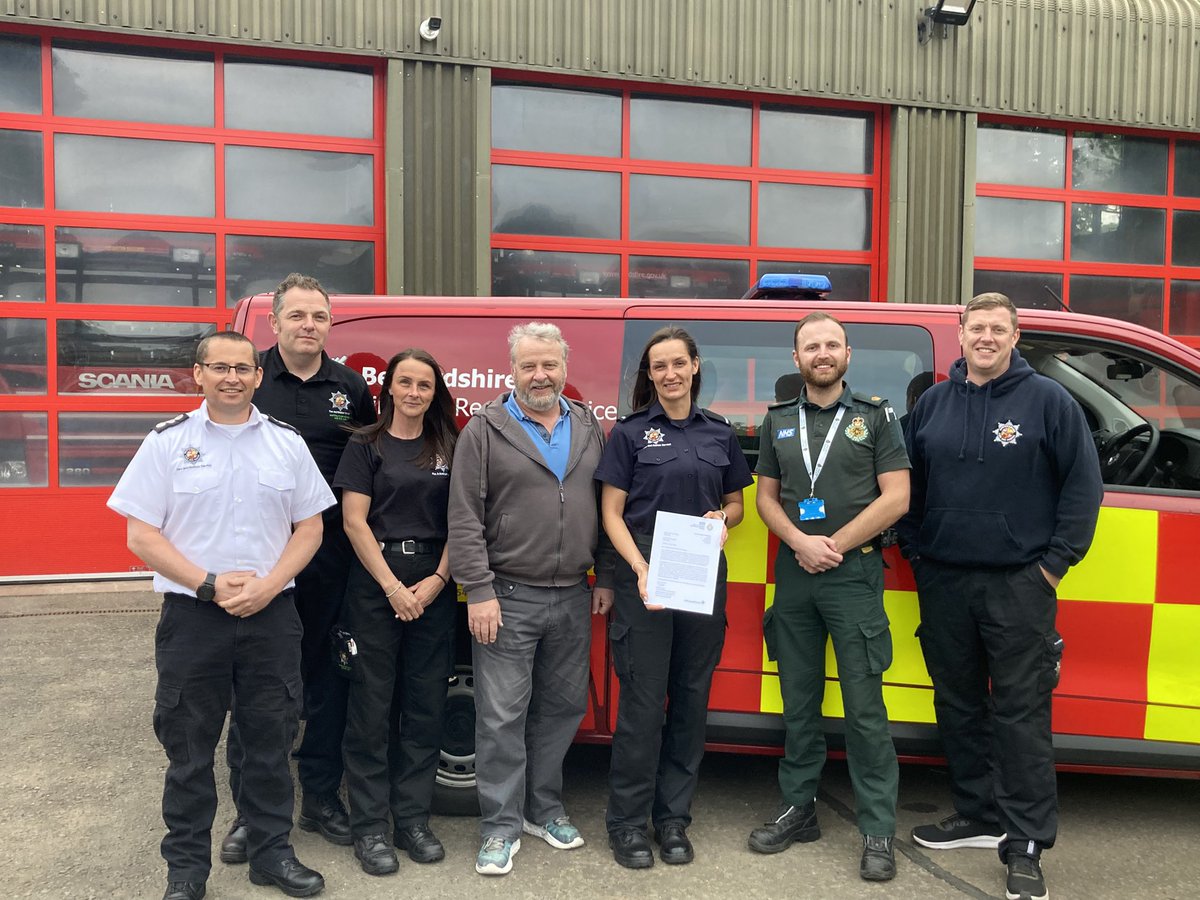 It was a privilege last week to recognise the efforts that one of our Fire Co- Response teams played in the successful survival to discharge following a pre hospital cardiac arrest!🚑🚒(A special thanks to Martin who has recently retired but played a vital role at this incident)