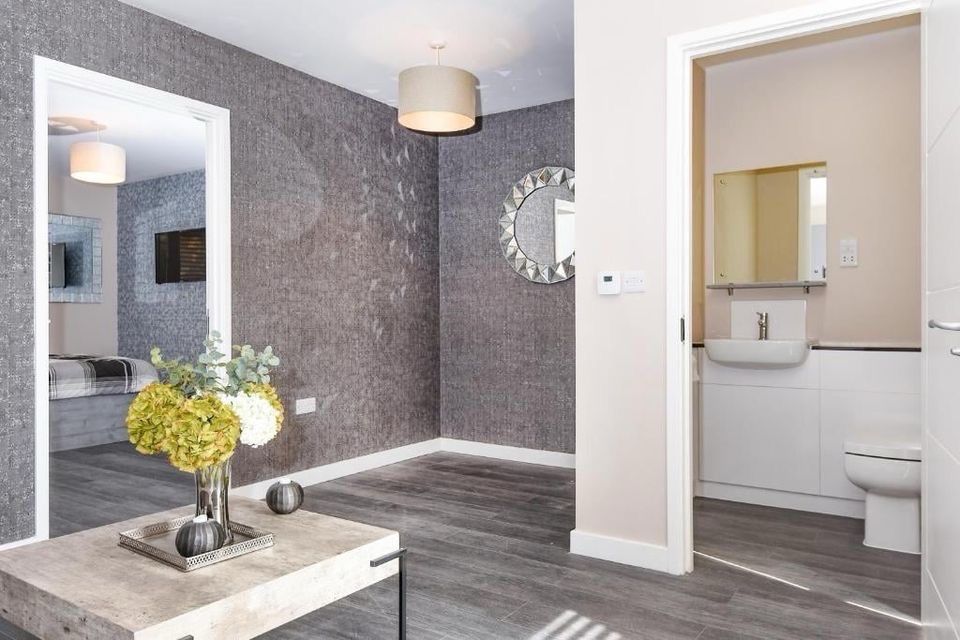 staylets1's tweet photo. Moving made easy! 🧡

#StayLets provides short &amp; medium-term #relocationstays in #Cheltenham &amp; #Surrey—fully furnished apartments with everything you need to feel at home.

Book your stay conveniently online at https://t.co/BkeUMUWiVq

 #RelocationMadeSimple #ServicedApartments https://t.co/k6OJP50aHG