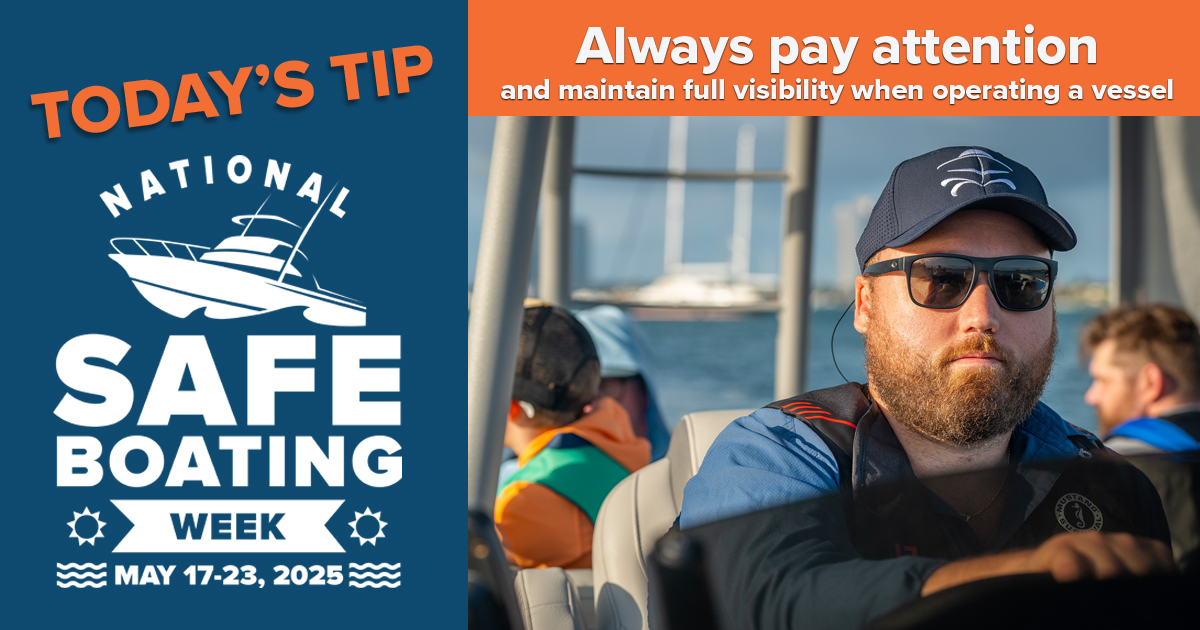 ILFireMarshal's tweet image. Always pay attention and maintain full visibility when operating a vessel. Put your phone and and drive! #SafeBoatingWeek