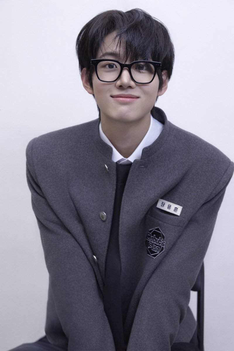 the pic that made me watch debuts plan