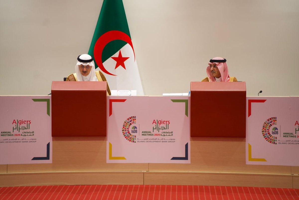 شاركت اليوم في اجتماع الطاولة المستديرة رفيعة المستوى لشراكة الرياض العالمية للقدرة على مواجهة الجفاف ضمن أعمال #اجتماعات_البنك_الإسلامي_للتنمية_2025 والتي أكدت خلالها دعم المملكة العربية السعودية المستمر من خلال شراكة الرياض العالمية لمقاومة الجفاف، التي تعكس التزامها الأوسع، في