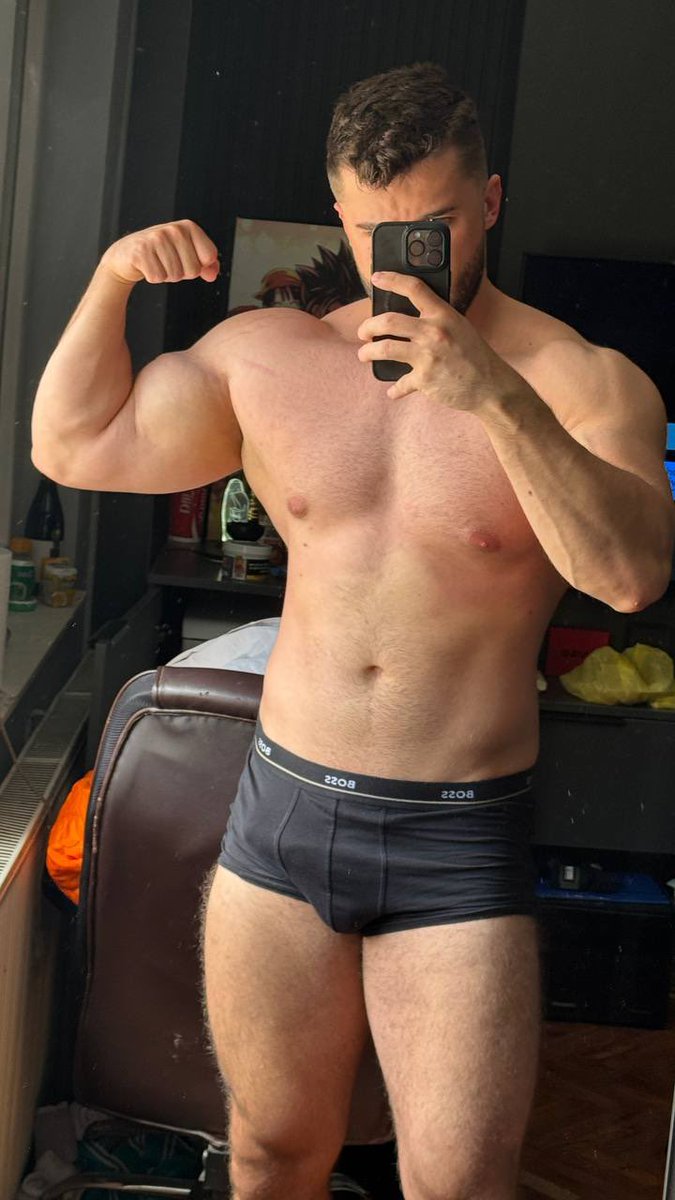 youtube.com/@menmodels?si=… #fitness