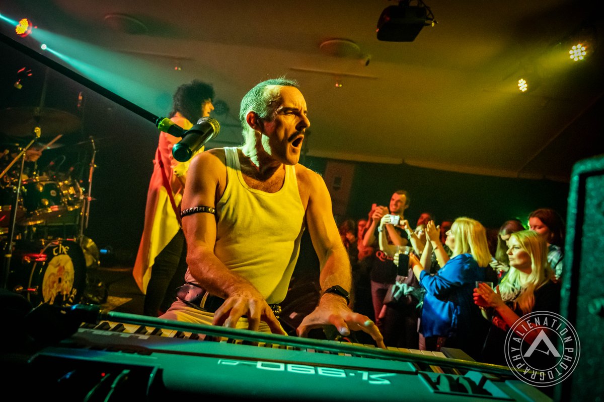 PaulRobinsPromo's tweet image. 🎤 Ready to jam? Discover top tribute bands that will take you on an unforgettable musical journey! 🌟🎸 Check out Paul Robins Promotions for the hottest events happening in Abingdon! Don&apos;t miss out! 👉 paulrobinspromotions.com #TributeBands #LiveMusic #PaulRobinsPromotions