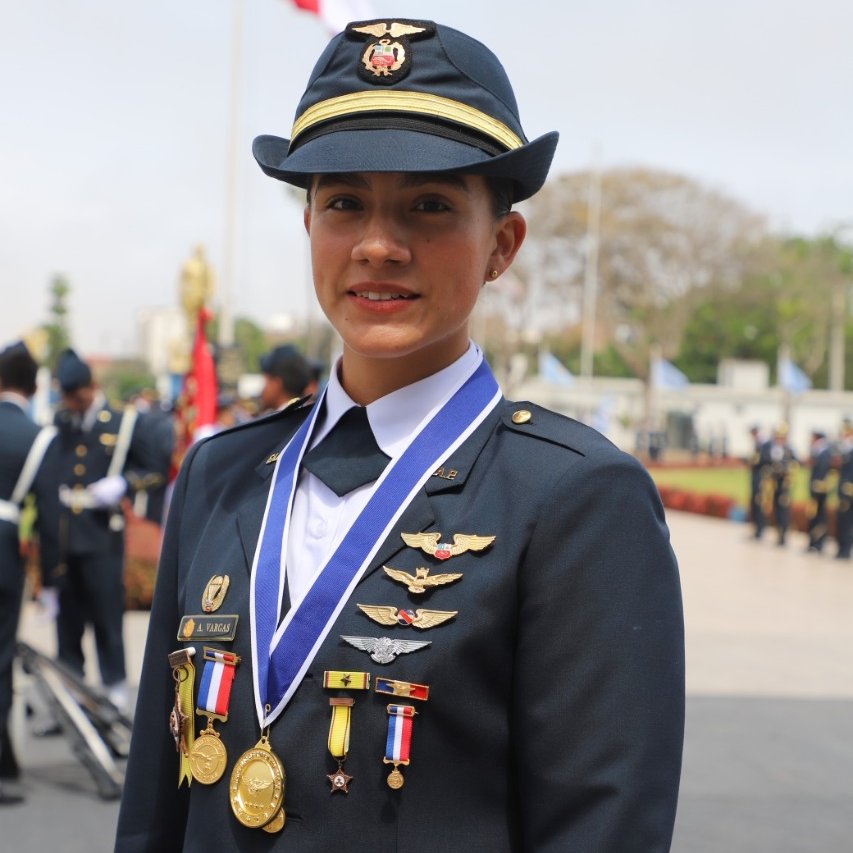 mm_maeshiro's tweet photo. Alferez Vargas Mendoza Ashley stacy

En el año 2022, se graduó de la promoción "Com. FAP Michael Eduardo Quiroz Plefke", donde ocupo el primer puesto, recibiendo la Ala de Oro y Espada de Honor.

Desde aquí me sumo a la cadena de oración por el bienestar de Ashley. https://t.co/C8Mf6WPTyb