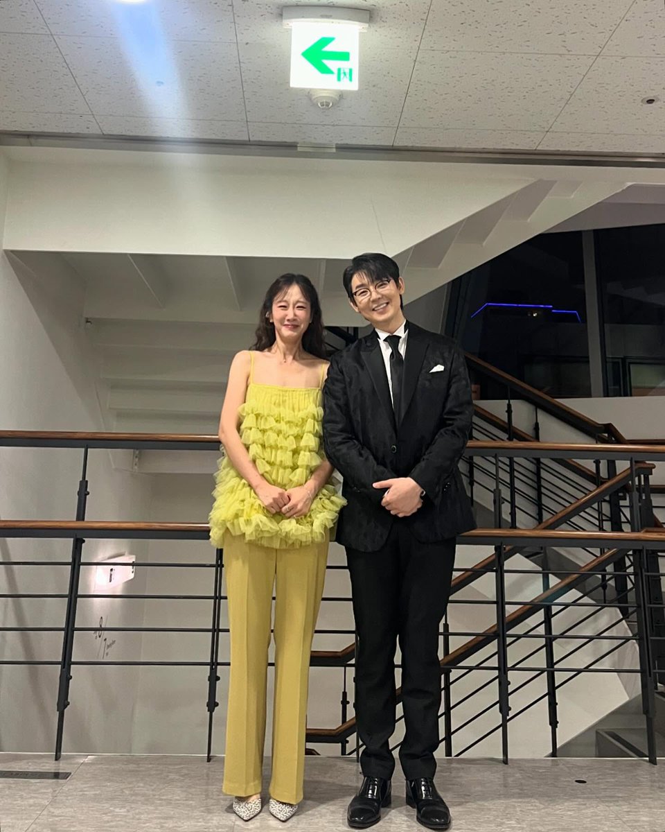 지금 이 사이에 몇년이 있다고?