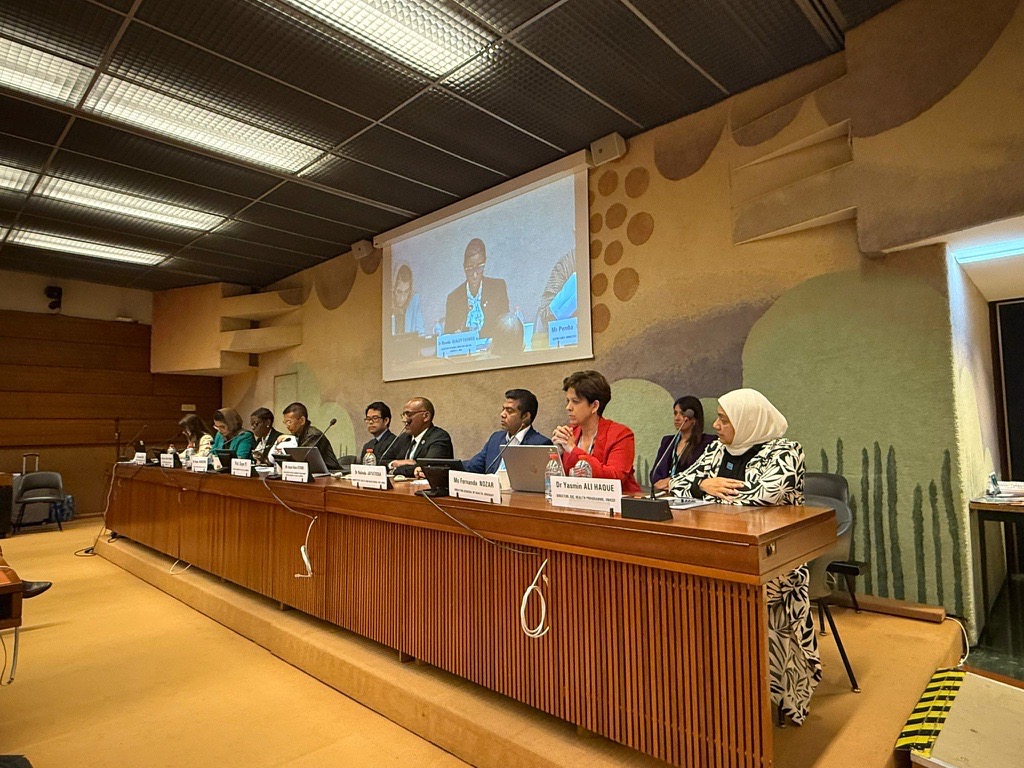 UNICEFhealth's tweet photo. At #WHA78, @UNICEF joined the "Implementation of Primary Health Care" side-event hosted by Kazakhstan, Canada, France, Brazil, and Ethiopia.    

Our Associate Director of Health, @f_shafique, shared insights and examples of ways to strengthen collaboration and commitment to primary health care #ForEveryChild.