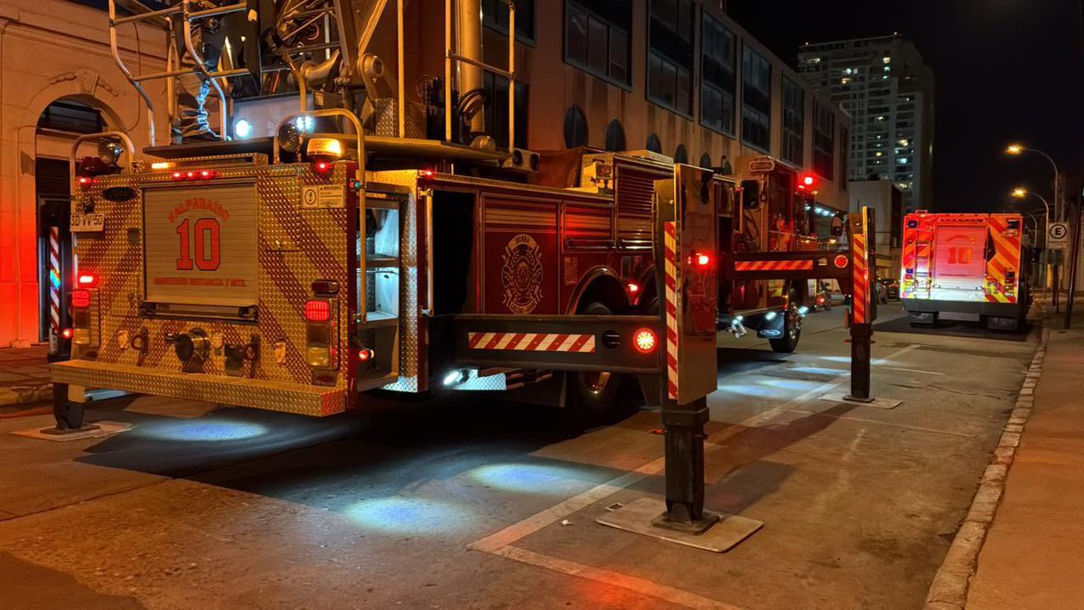 Décima Cía. Valpo tweet media