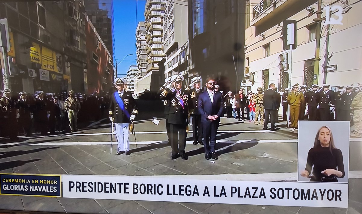 LateralDerecho6's tweet photo. Por más que Davor y la TV quisieron cortar la pifias a Boric, fueron de leyenda. https://t.co/hLgSDemxab