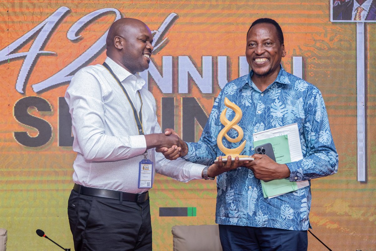 ICPAK_Kenya's tweet photo. Token of appreciation presented to our afternoon session speakers for their  engaging discussions and insights on The Kenya We Want. Asanteni sana!🙏  #ICPAK42ndAnnualSem #BeyondTheProfession @PhilipKakai1 @BarasaFernandes @RichardOnyonka_ @CPABichanga @hon_wamuchomba @MKinyalili ^CA