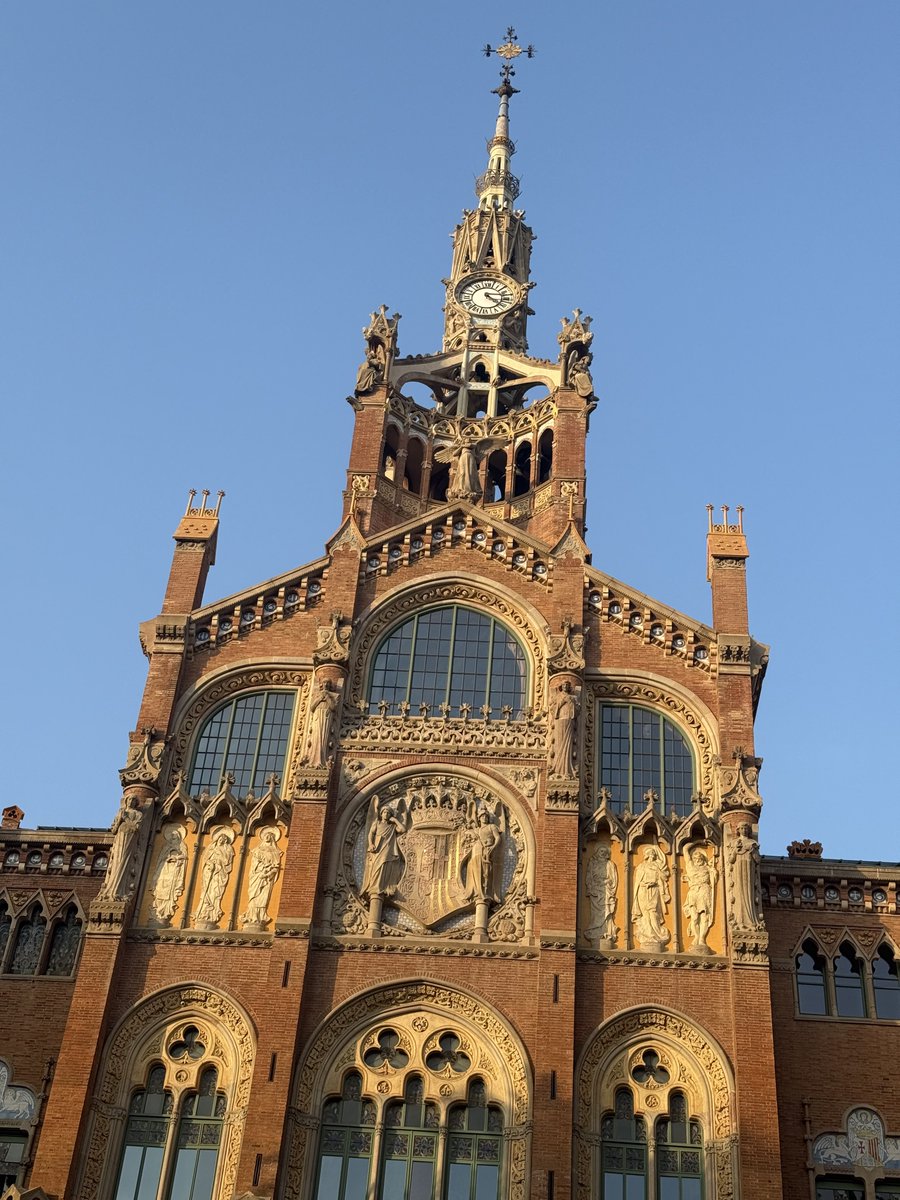 BadToxic's tweet photo. #SantPauRecintoModernista in #Barcelona, #Spain. (2/2)
#streetLamp #Straßenlaterne #statue #WHO #hospital #Krankenhaus #Bauwerk #pointOfInterest #Sehenswürdigkeit #vacation #Urlaub @umiizza https://t.co/bDffdodmh2