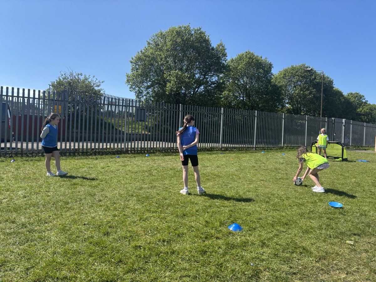 MissCrawford0's tweet photo. Primary 5 then moved onto football. 
They moved round each station practising their aim, kicks and teamwork skills ���️🥅

#StMaryshealthweek https://t.co/Dd6kgc1f0x