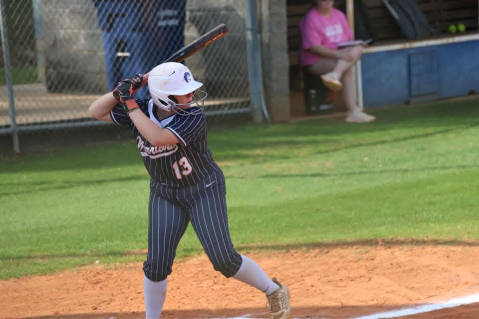 KyleR1324's tweet photo. Way to go Emma Robbins 2029. Great 8th grade year in Varsity Ball. All County Honors. Can't wait to see where your High School career goes.  Now we are ready for some College Camps.@RobbinsEmm40373 https://t.co/9L4WprxmSQ