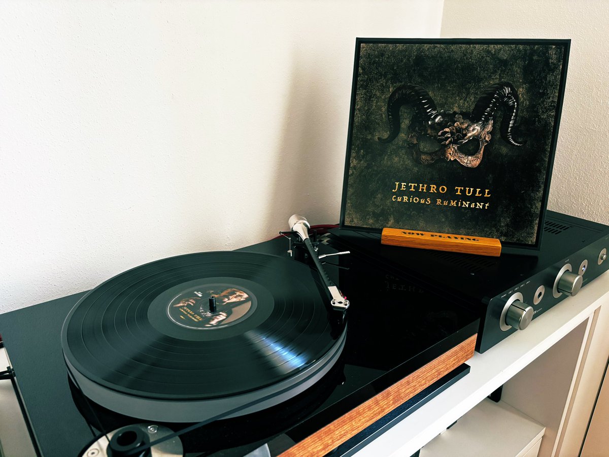 Analogue Experiences (@analogllhq) on Twitter photo Jethro Tull “Curious Ruminant” (InsideOut Music, 2025) <a href="/jethrotull/">Jethro Tull</a> <a href="/insideouteu/">InsideOutMusic</a>
#NowPlaying #vinylcommunity #twitter Jethro Tull “Curious Ruminant” (InsideOut Music, 2025) <a href="/jethrotull/">Jethro Tull</a> <a href="/insideouteu/">InsideOutMusic</a>
#NowPlaying #vinylcommunity #twitter