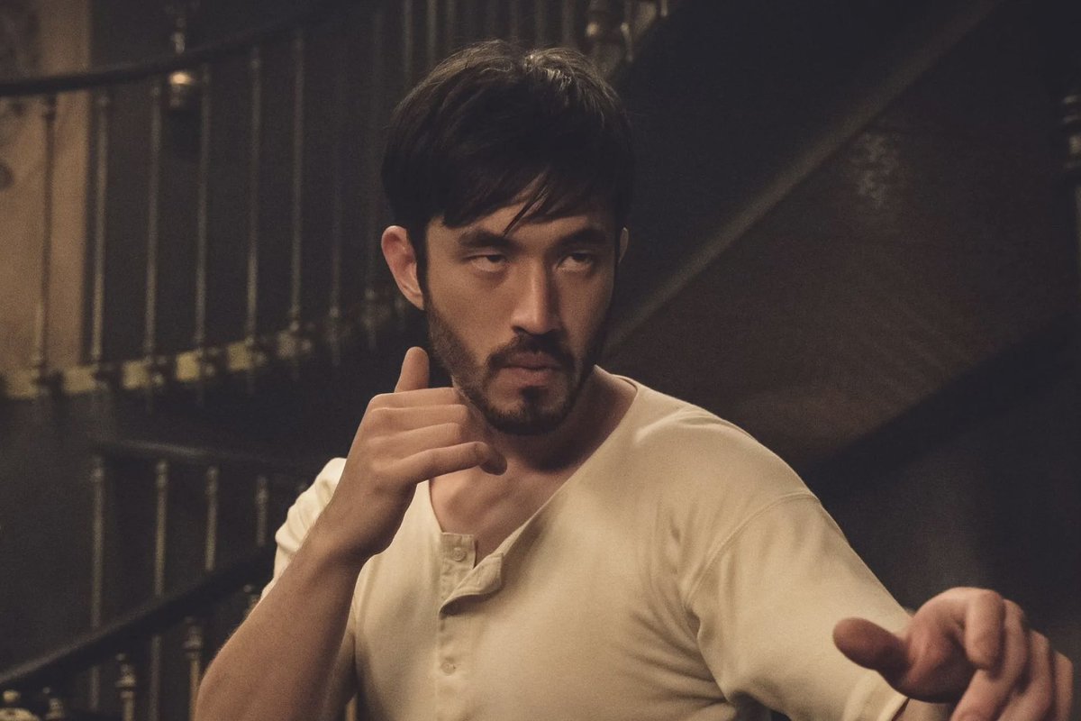 DiscussingFilm's tweet photo. Andrew Koji and Noah Centineo are officially in talks to star as Ryu and Ken in the live-action ‘STREET FIGHTER’ movie.

(Source: Deadline) https://t.co/Ai7312knVw