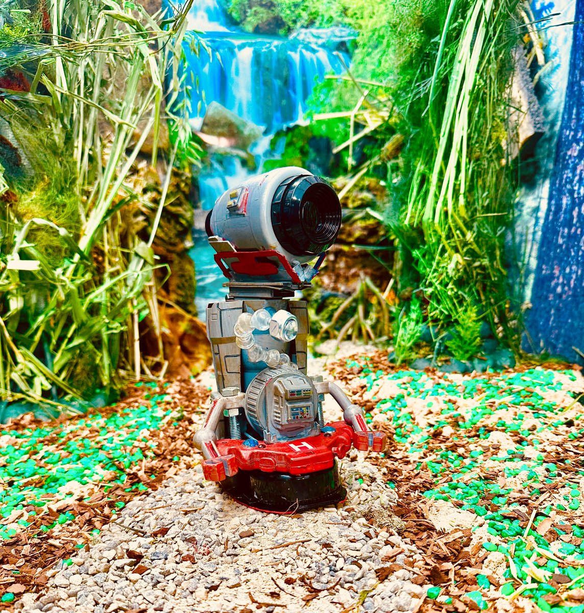 RHDIXON2929UK's tweet photo. Welcome to my latest production set...a miniature...for SEASTAR 5 THE SERIES - A SUPERMATION COMIC PRODUCTION CREATED AT TPD STUDIOS UK . #comics #comicconuk #IndieComics #77Publishing #vttbots #anime #supermarionation #GerryAnderson #SFXmagazine #brokenfrontier #sciencefiction https://t.co/Jo9nGKdjfV