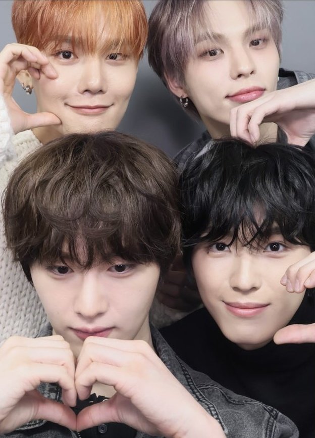 hunsides's tweet photo. you deserve all the good things in life my seeds🫂 https://t.co/mTvNpSxJxO