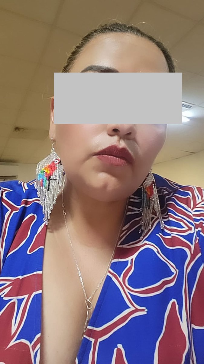 Tomas7J's tweet photo. #Identificados
Las victimas halladas en Pinotepa Nacional sería la abogada María Guadalupe V.V., quien laboró en la defensoría pública y ahora litigaba y el fisico-culturista Josué B.G., difunden en redes sociales.
Las corporaciones policíacas siguen con las investigadores https://t.co/yBhZC960uZ