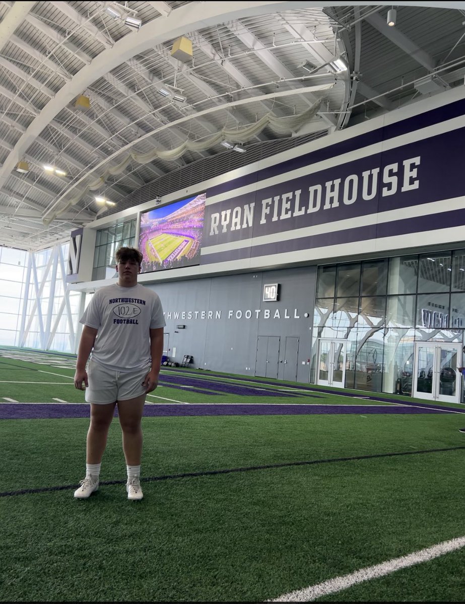 Max Schueneman (@maxlschuene13) on Twitter photo Thank you <a href="/HarlonBarnett/">Harlon Barnett</a> for stopping by school today, good to meet you! <a href="/NVHS_Football/">Neuqua Valley Football 🏈</a> <a href="/BillEllinghaus/">Coach Ellinghaus</a> Thank you <a href="/HarlonBarnett/">Harlon Barnett</a> for stopping by school today, good to meet you! <a href="/NVHS_Football/">Neuqua Valley Football 🏈</a> <a href="/BillEllinghaus/">Coach Ellinghaus</a>