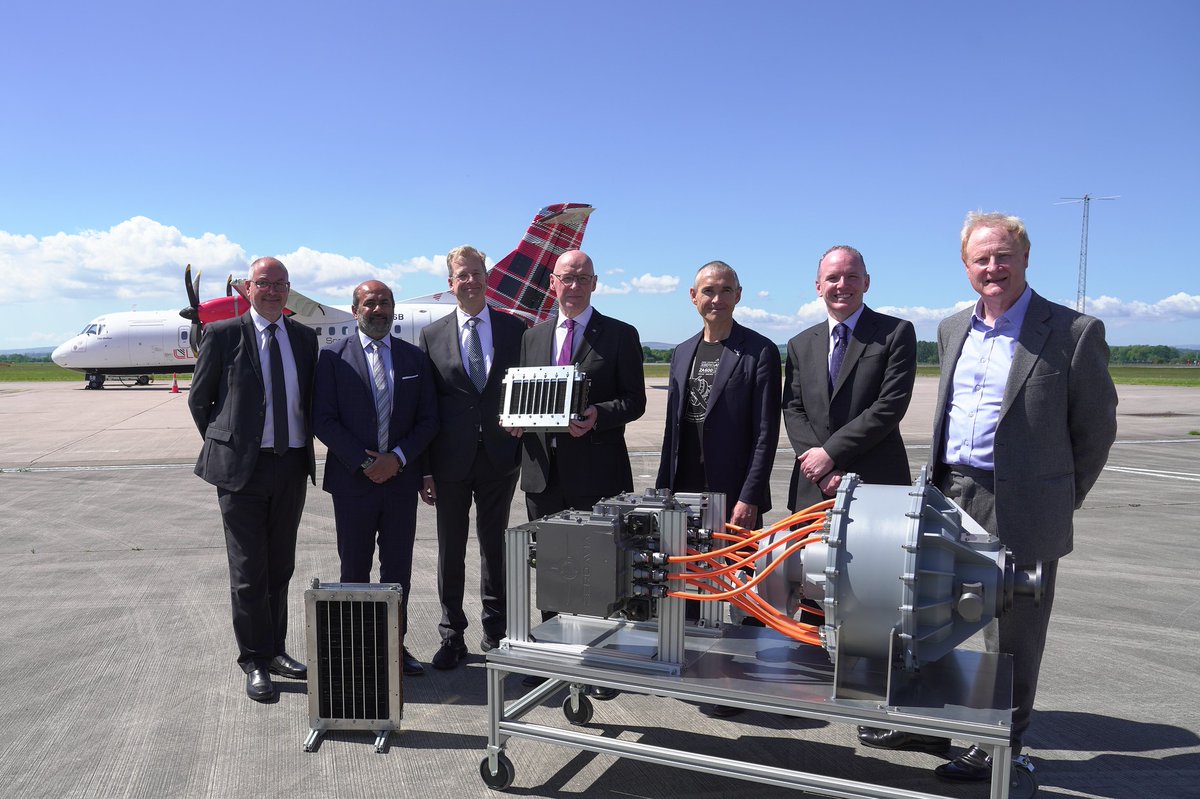 First Minister (@scotgovfm) on Twitter photo First Minister <a href="/JohnSwinney/">John Swinney</a> was at <a href="/GLA_Airport/">Glasgow Airport ✈️</a> to welcome hydrogen aircraft developer's <a href="/ZeroAvia/">ZeroAvia</a>'s plan to build a new manufacturing base here in Scotland.
@ScotEnt have awarded £9m to the hub which will create over 300 jobs.
➡️gov.scot/news/major-inw… First Minister <a href="/JohnSwinney/">John Swinney</a> was at <a href="/GLA_Airport/">Glasgow Airport ✈️</a> to welcome hydrogen aircraft developer's <a href="/ZeroAvia/">ZeroAvia</a>'s plan to build a new manufacturing base here in Scotland.
@ScotEnt have awarded £9m to the hub which will create over 300 jobs.
➡️gov.scot/news/major-inw…