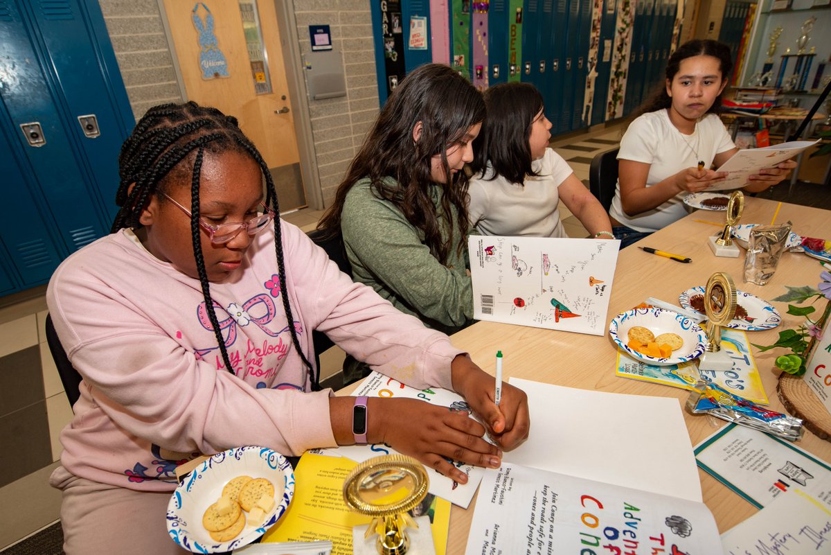 SINA, Inc. tweet media