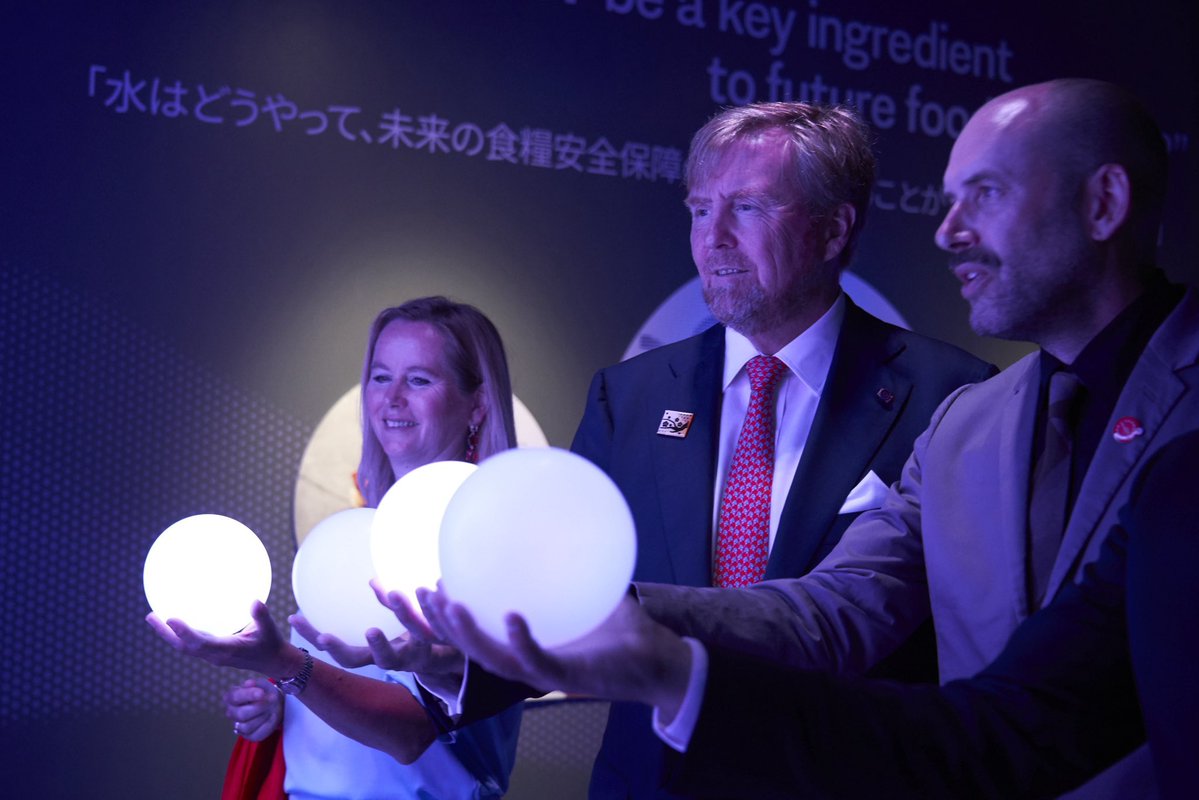 Dutch Ministry of Foreign Affairs 🇳🇱 (@dutchmfa) on Twitter photo The Netherlands and Japan share 425 years of diplomatic ties. 🇳🇱🤝🇯🇵
His Majesty King Willem-Alexander and <a href="/ministerBHO/">Reinette Klever</a> are attending the Netherlands’ National Day at <a href="/expo2025japan/">Expo 2025 Osaka Kansai</a>.
This 36th World Expo embraces the theme: ‘Designing Future Society for Our Lives.’ The Netherlands and Japan share 425 years of diplomatic ties. 🇳🇱🤝🇯🇵
His Majesty King Willem-Alexander and <a href="/ministerBHO/">Reinette Klever</a> are attending the Netherlands’ National Day at <a href="/expo2025japan/">Expo 2025 Osaka Kansai</a>.
This 36th World Expo embraces the theme: ‘Designing Future Society for Our Lives.’