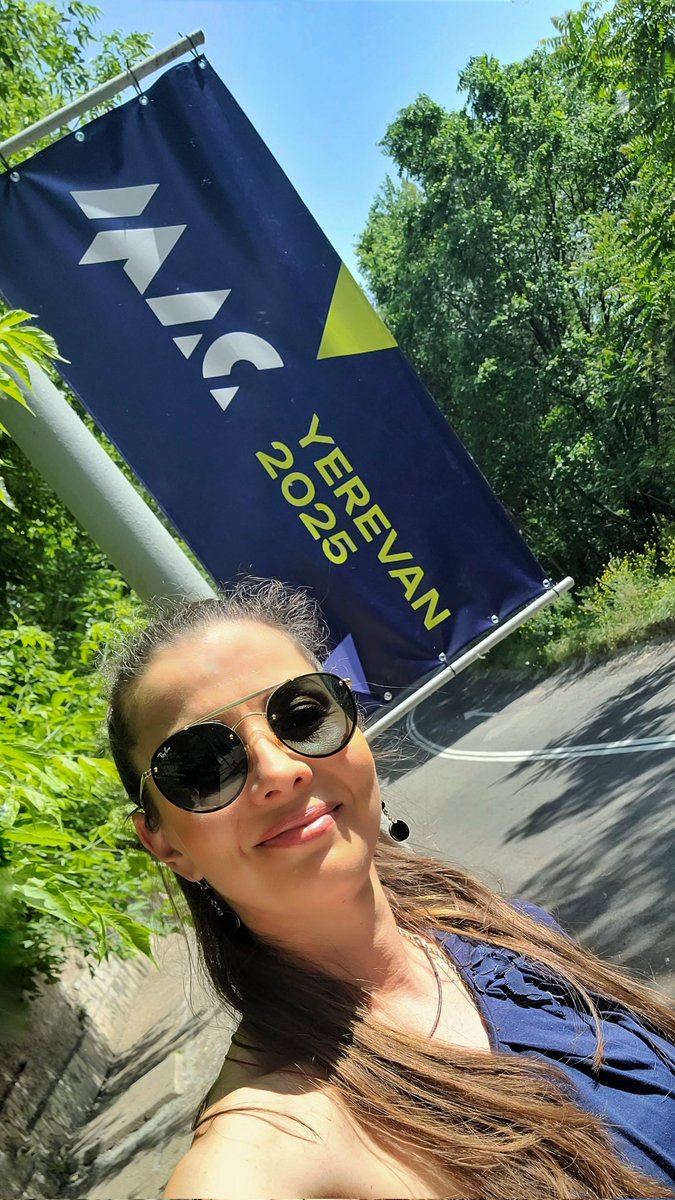 M_Milica0's tweet photo. Day 1 at MAC’25 💚💙
.
#lucklandia #MAC25 #MACConference #MACAffiliateConference #AffiliateMarketing #GlobalNetwork #Partnerships #igaming https://t.co/2ECtm7mUPY