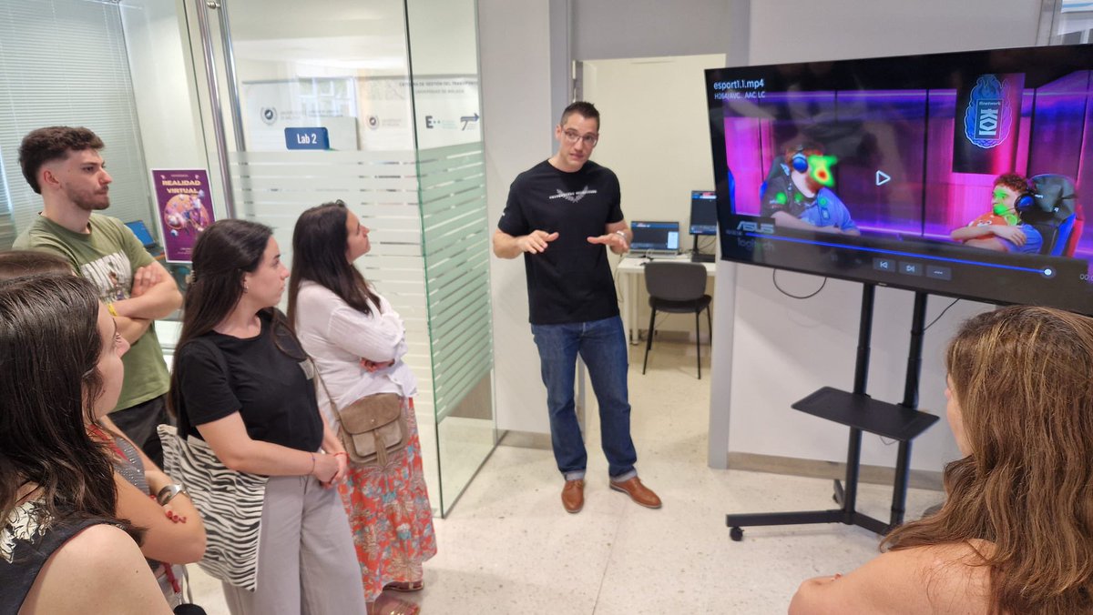 Cátedra de Comercio y Transformación Digital UMA tweet media